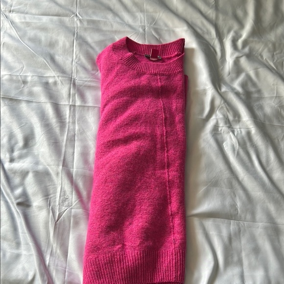 Vince Camuto Pink Crew Neck Sweater - Picture 6 of 6